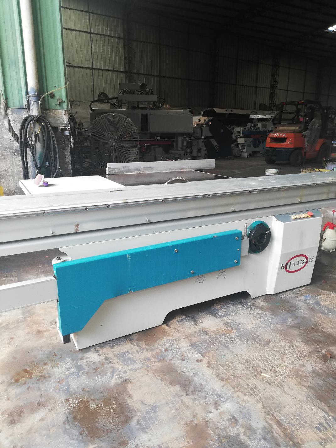 馬氏精密推臺(tái)鋸