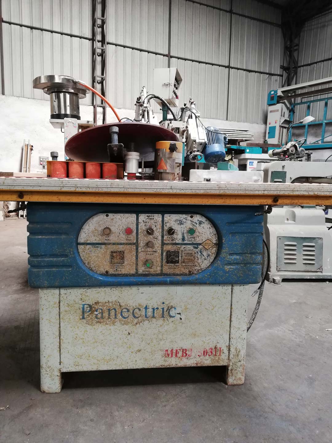 震邦手動封邊機