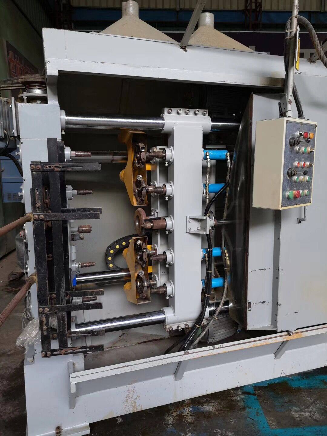 臺灣虎腳仿形機