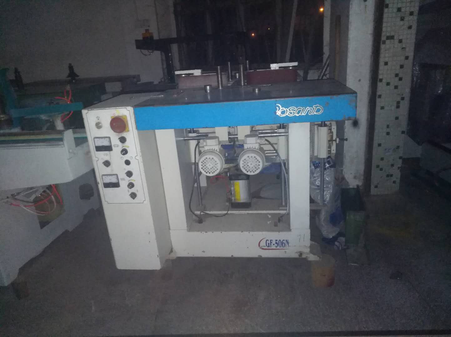 曲木砂光機(jī)