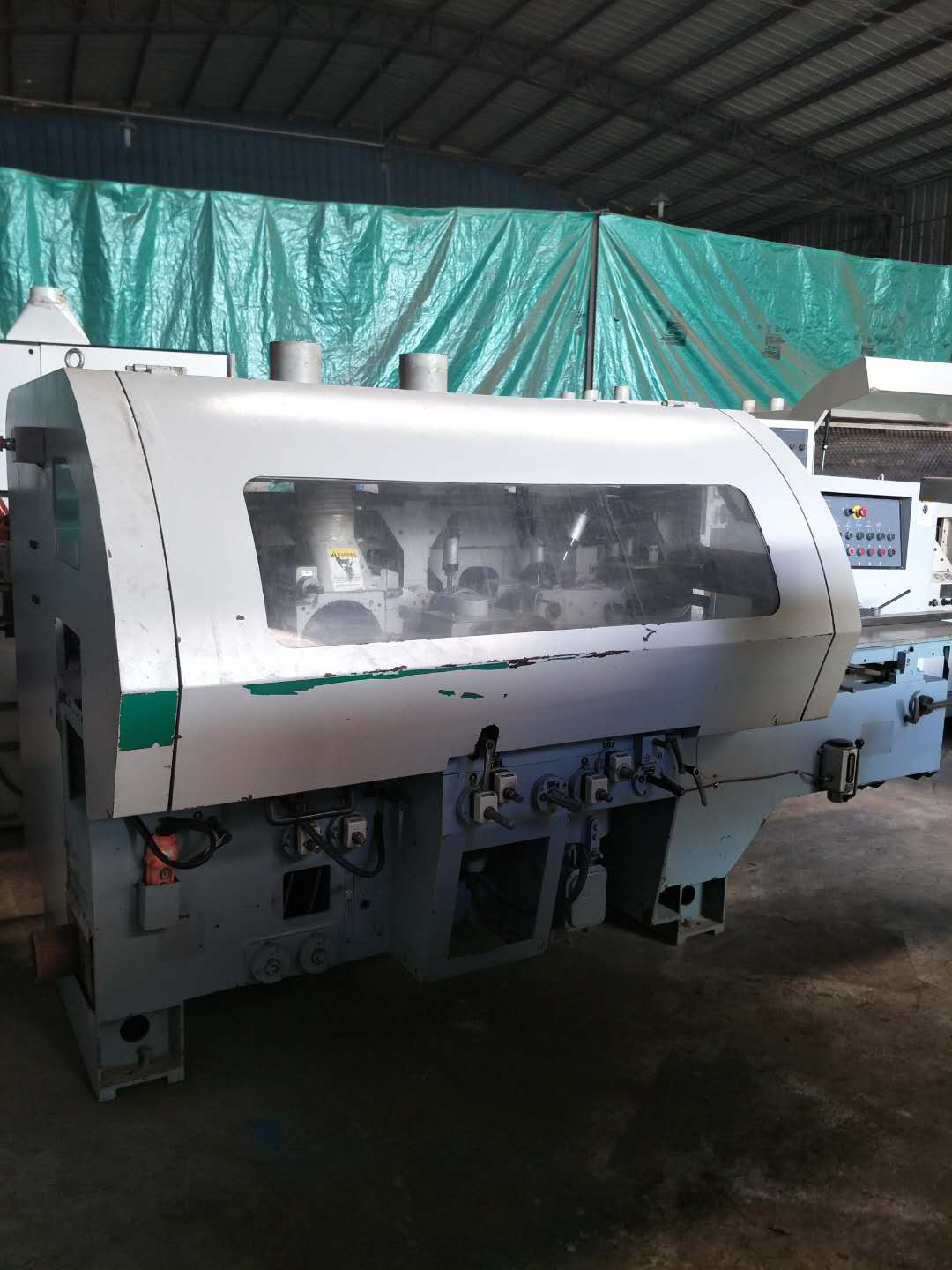 臺灣森科四面刨