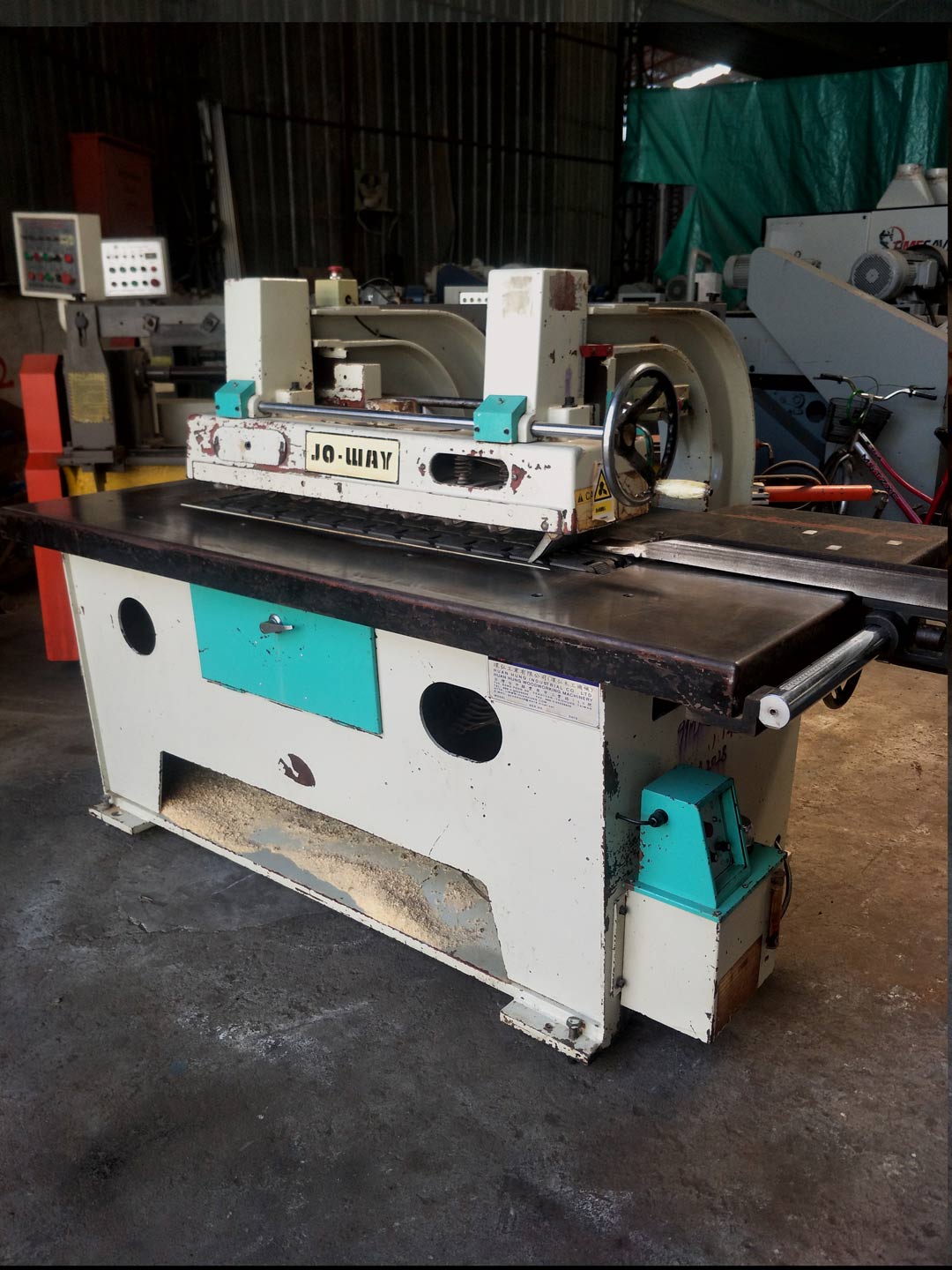 臺灣臺展下鋸修邊鋸